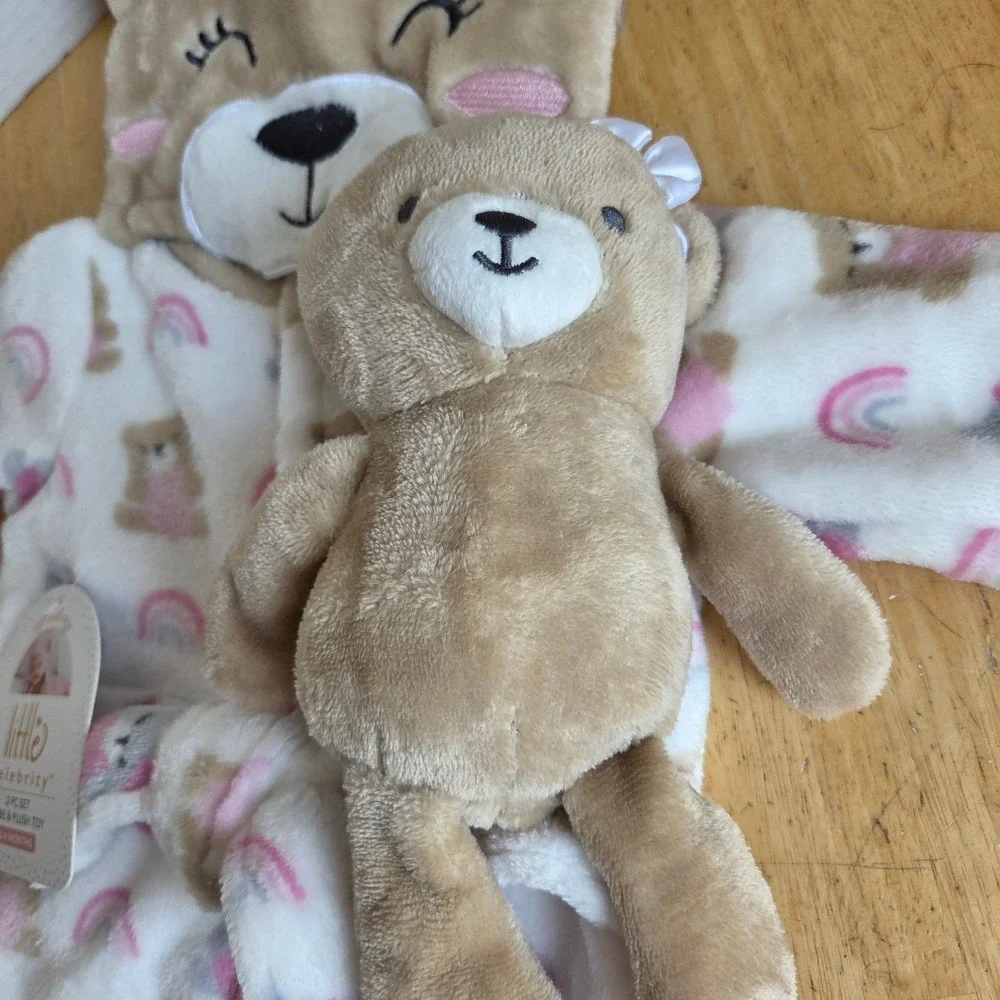 NEW Little Celebrity Two Piece Set Hooded Robe with Plush Teddy Bear Rainbows